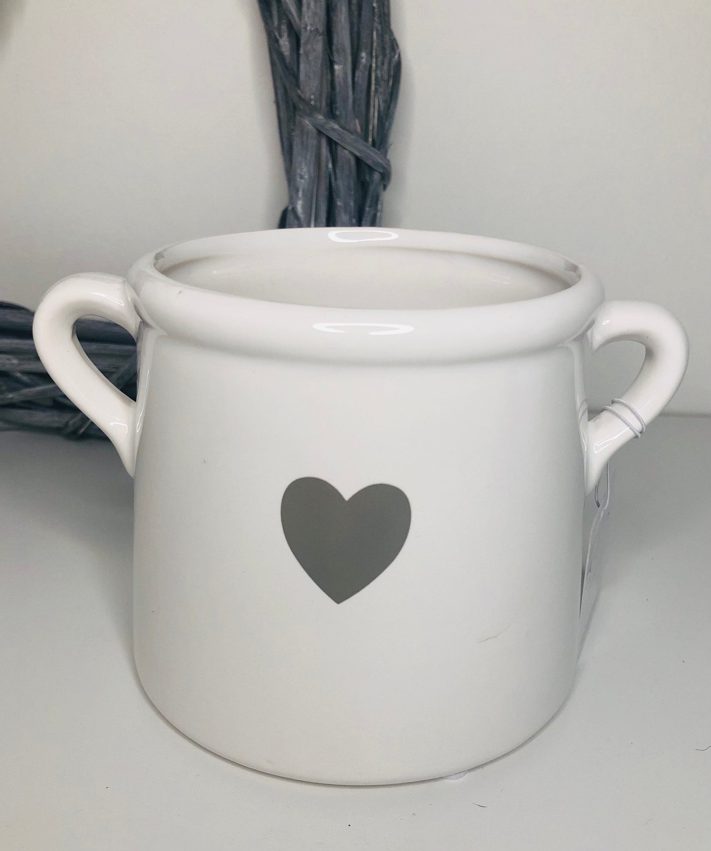 White Heart Pot